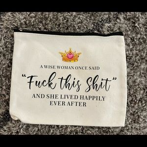 Super Cute & Roomy Vanity Bag with Catchy Quote 🎈SALE🎈 🍉Summer PRICE 🍉